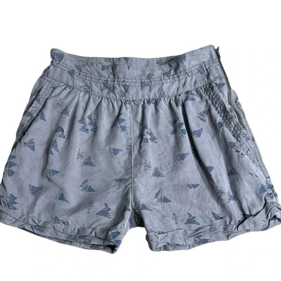 Wilfred Ariztia,Lyocell high  rise shorts,side zip,pockets, grey ,cottagecore - Picture 2 of 14